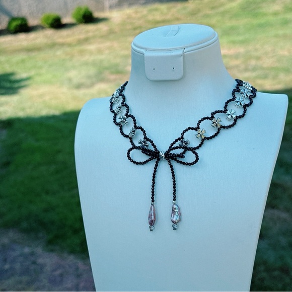 HWN1 Handmade Black Spinel Braided Choker Necklace with Freshwater Keshi Pearl - Picture 3 of 9